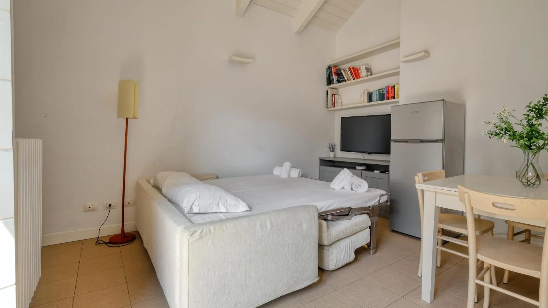 Joivy Cosy 1Br Flat Near Sempione Park Apartment Milan 0*,  Italy